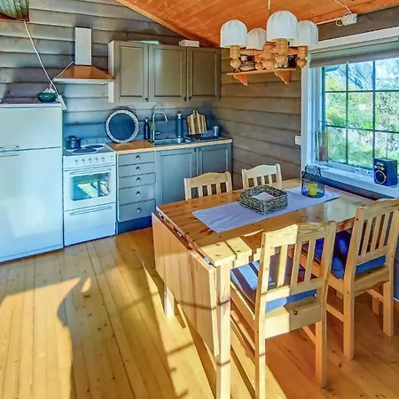 Cozy In With House Sea View Vikeså